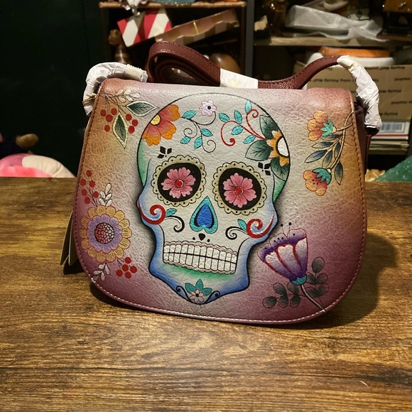 Anushka hand painted flap crossbody handbag - Picture 9 of 13